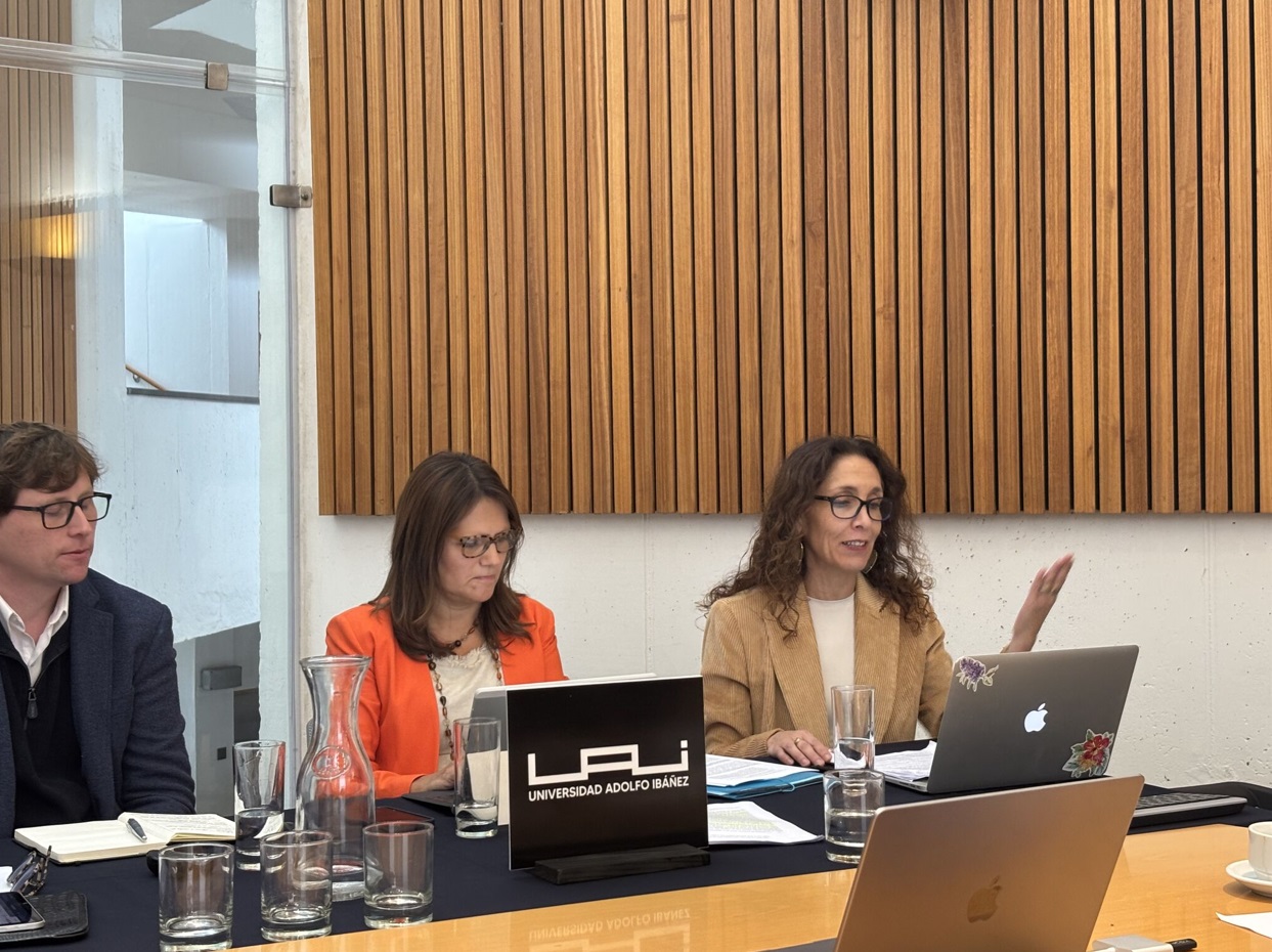 Profesora Pamela Prado participa en Seminario de Asamblea Anual del Instituto Chileno de Responsabilidad Civil