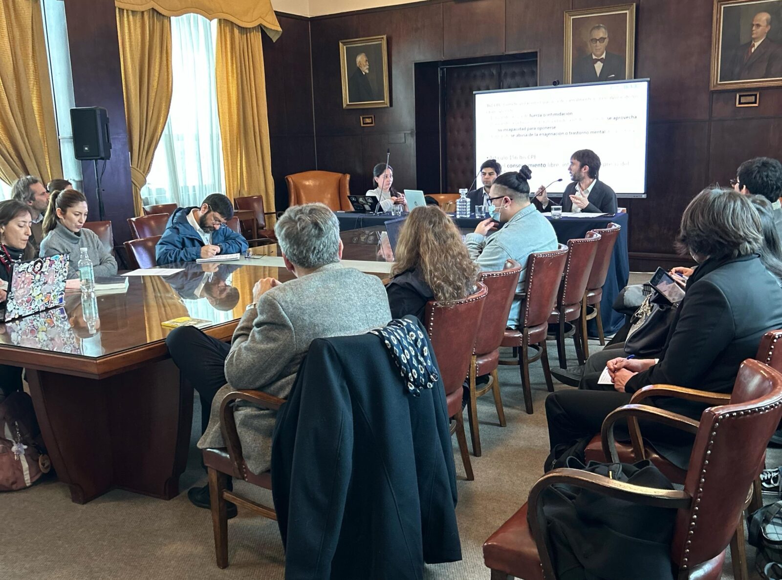 Especialistas de Argentina y España se dieron cita en seminario “Problemas actuales en Derecho Penal”