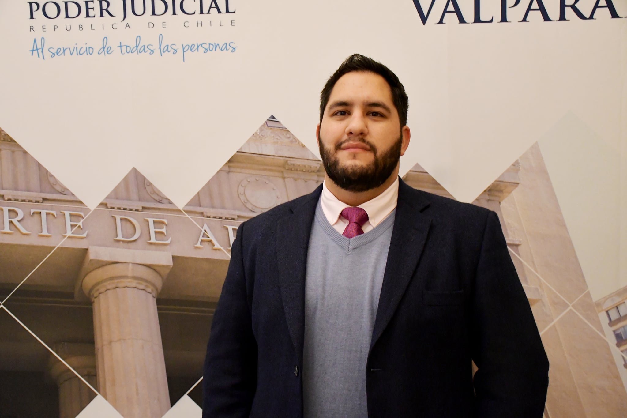Profesor Basilio Belmar publica investigación de trabajo final del Magíster en Derecho UV en revista Diké, Irene y Eunomía